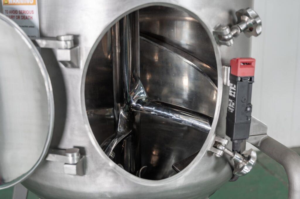 JY16331-HDR-copy - Industrial Mixers